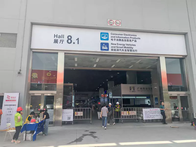Countdown başlayır! Sinst şirkəti Canton Fair Booth quraşdırma davam edir (14 aprel 2025-ci il 2025)